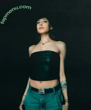 AlaiaJeanneau / Alaïa nude photo #0159