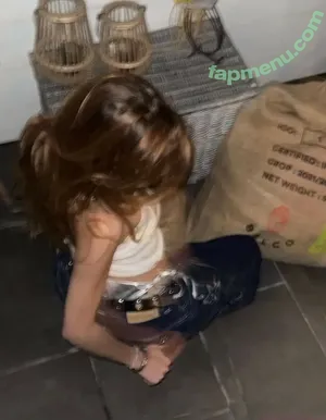 AlaiaJeanneau / Alaïa nude photo #0194