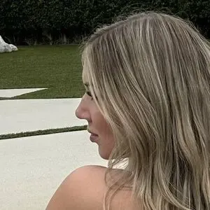 Alaine Cheeks / reel nude photo #0007