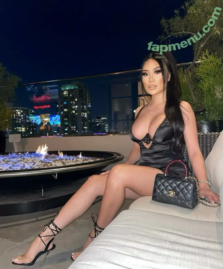 Alana Rae nude photo #0002 (lanamamas)