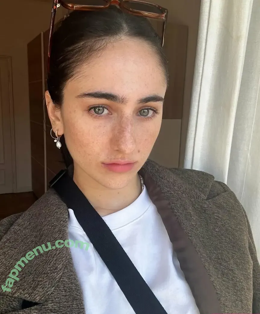 Alanah Tripi nude photo #0025 (alanahistripin)