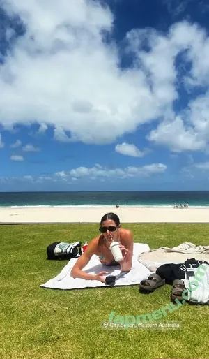 Alanah Yukich / alanahyukich nude photo #0076