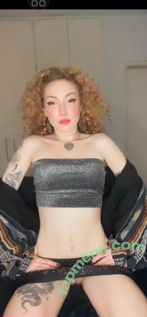 Alanakissr nude photo #0004 (alaina_elliss / alana_kiss)