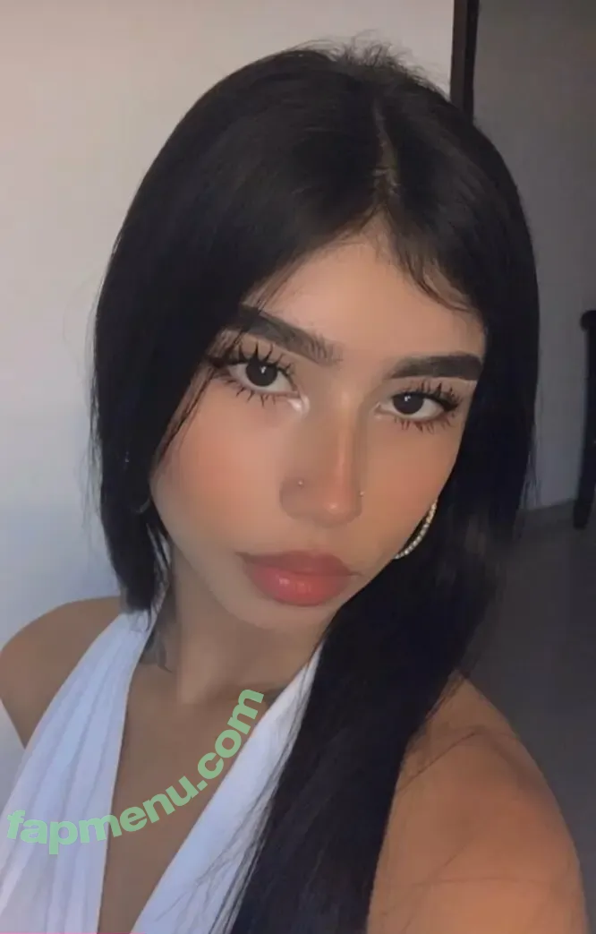 alanaqueeen nude photo #0010 (alanamcqueeen)