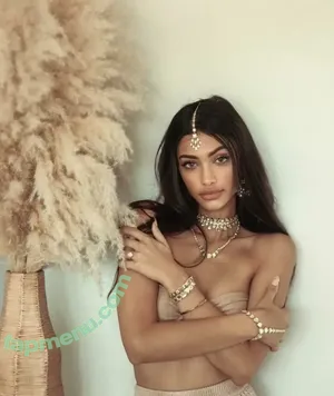 Alanna Panday / alannapanday nude photo #0009