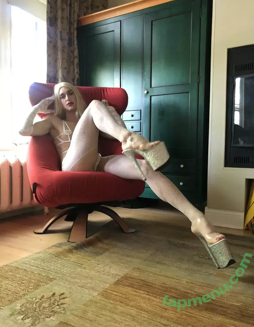 AlaskaHotmess nude photo #0022 (alaskahotmess2 / goddess-alaska)