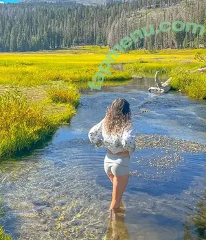 alaskarenee / adventurewithalaska nude photo #0024