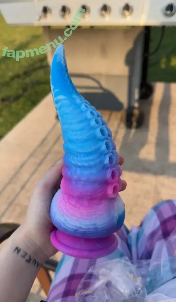 alaskazade nude photo #0067 (alaska4prezident)