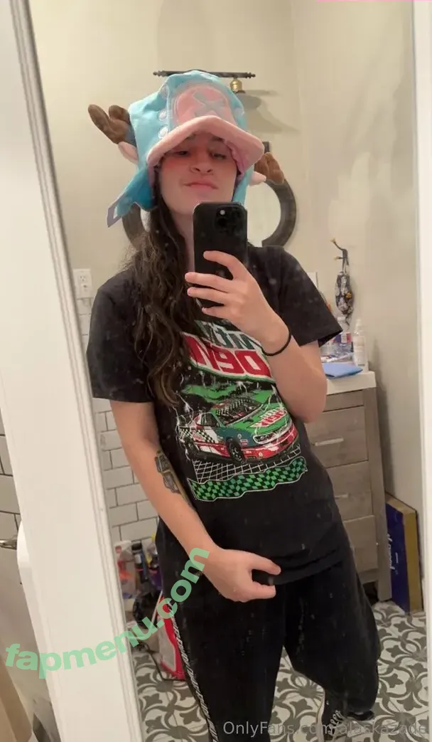 alaskazade nude photo #0068 (alaska4prezident)