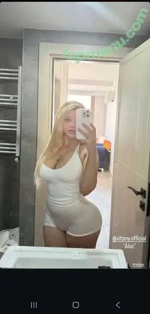  nude photo #0070
