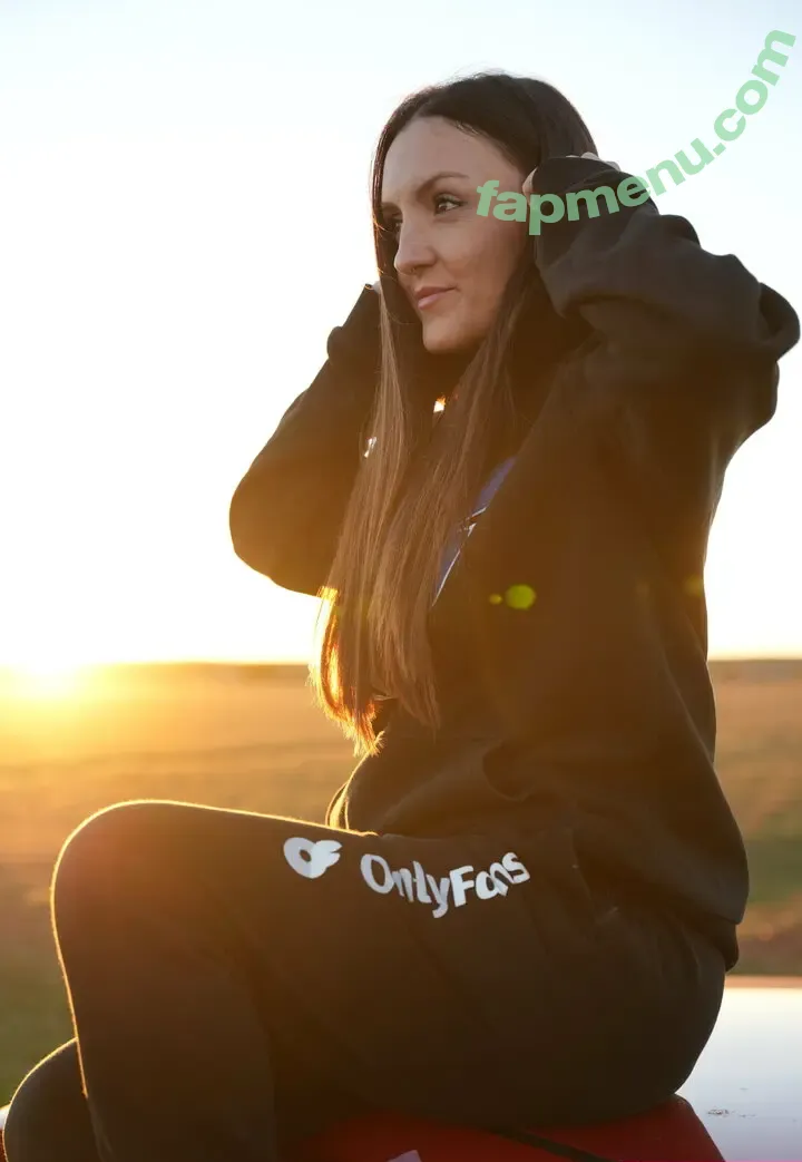 albasanchezgz nude photo #0054 (albasanchezgz)