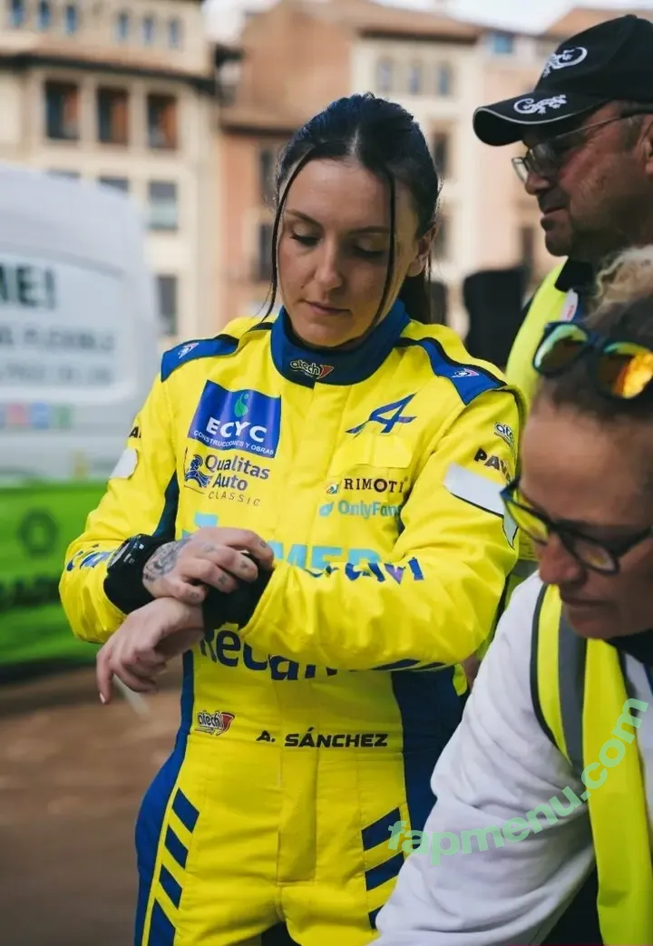 albasanchezgz nude photo #0062 (albasanchezgz)