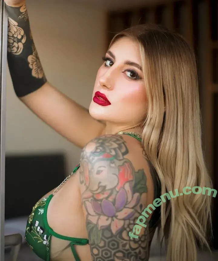 AldiGulli nude photo #0002 (aldiig3___ / dulcege)