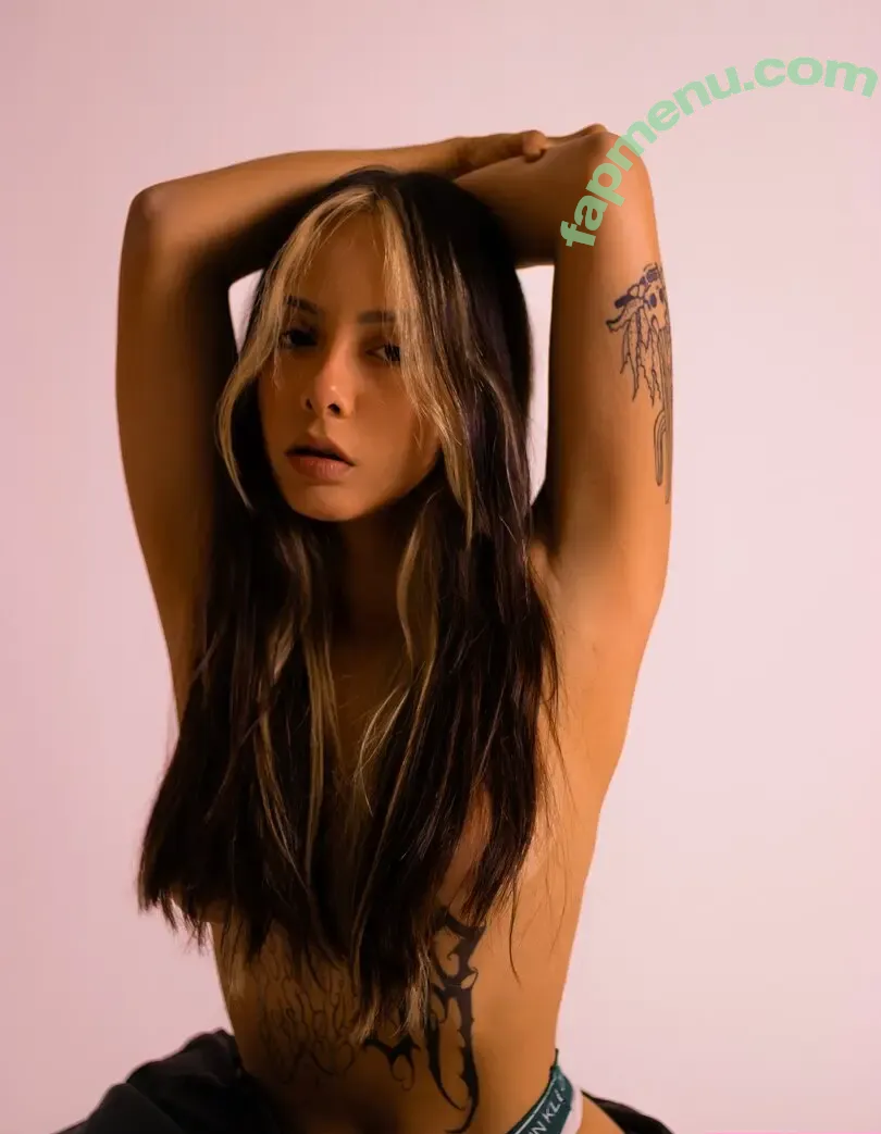 Ale Acosta nude photo #0022 (Al.Xannn / Alexandra Acosta / aleacosta)