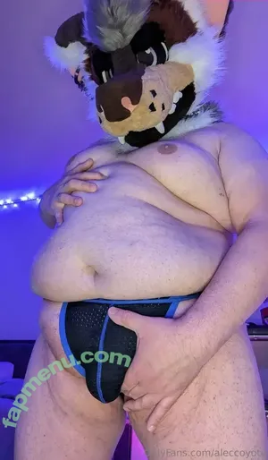 aleccoyote / alec_coyote nude photo #0016