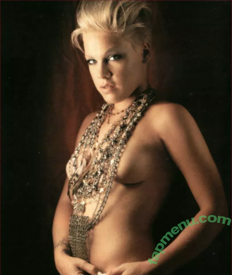 Alecia Beth Moore nude photo #0005 (pink)