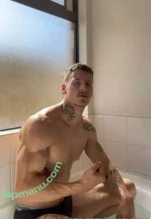 alecnysten / alecfanysten nude photo #0075