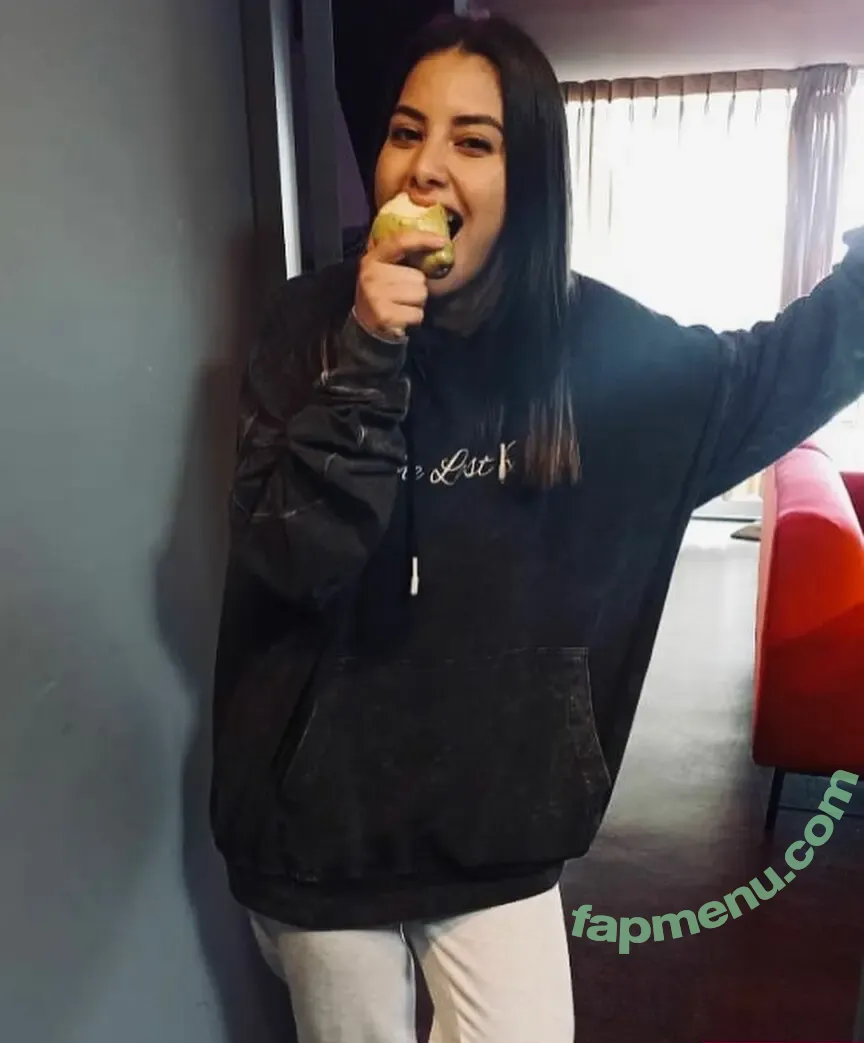 Alee Guzman nude photo #0019 (aleeguzmanu)