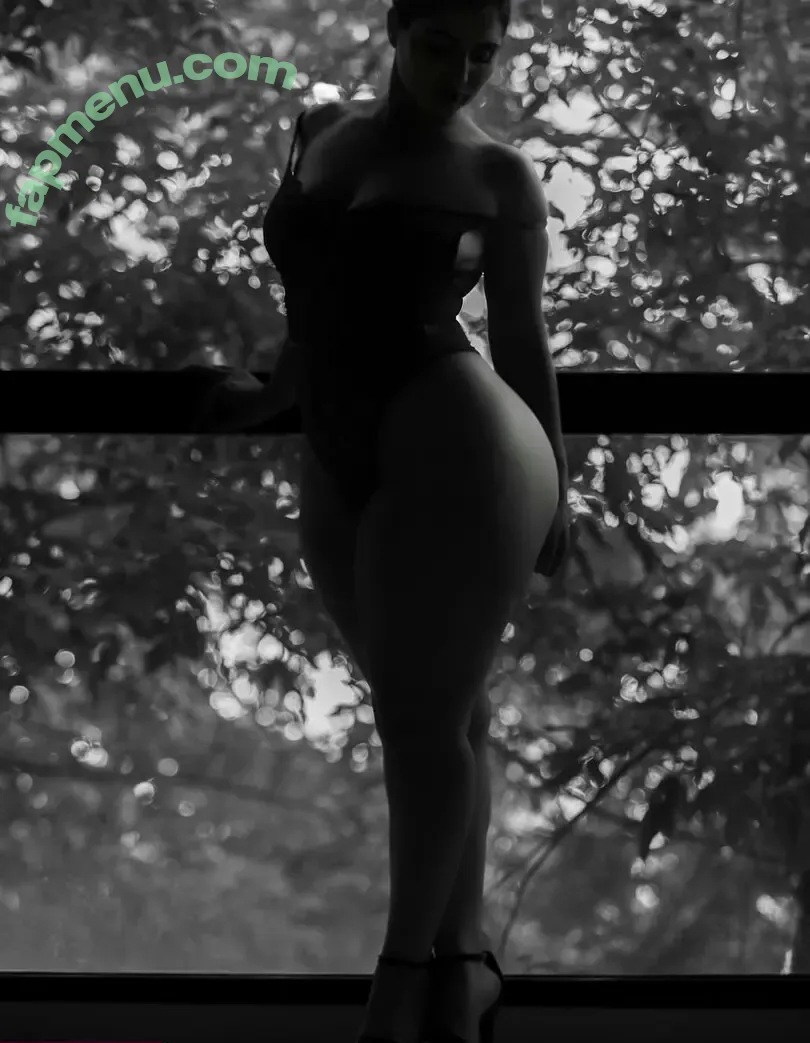 Aleee.alex.ale nude photo #0011 (peercefone_sama)