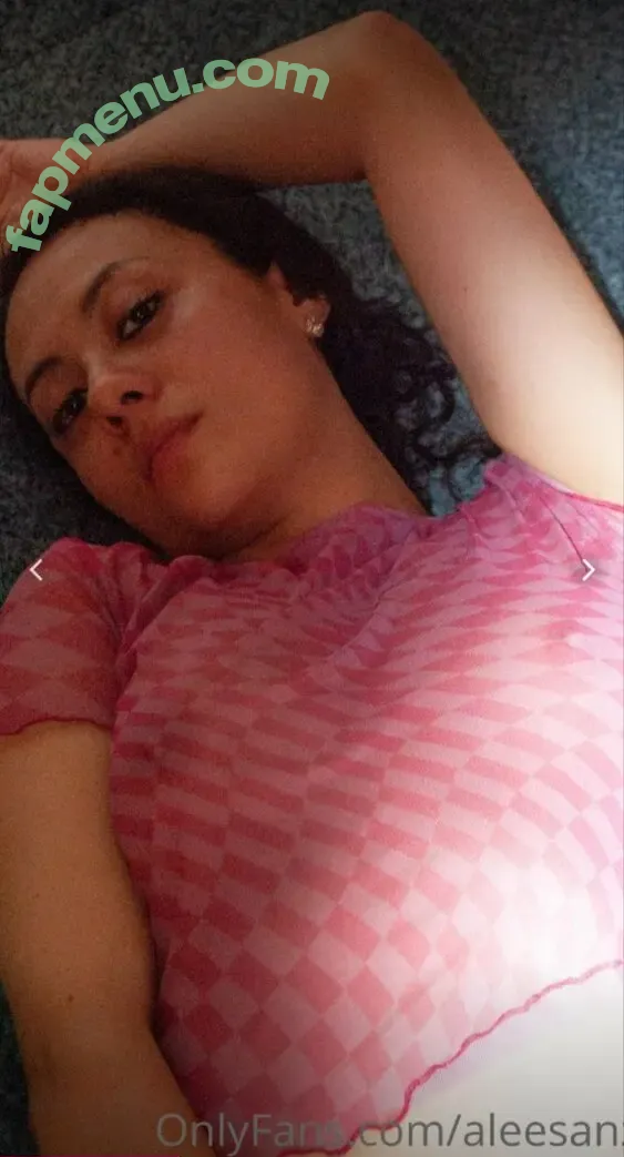 aleesanz nude photo #0015 (Alexa Sanz)