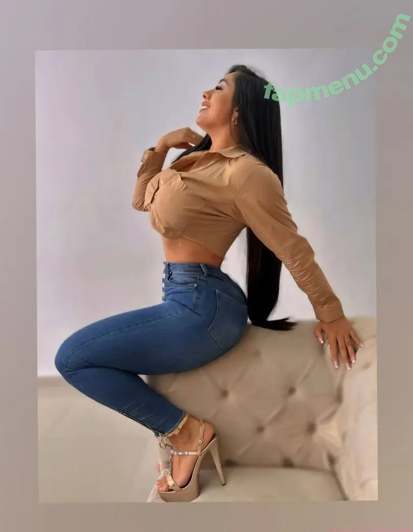 aleevillarreal nude photo #0005 (aleevillarreal)