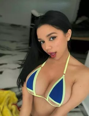 aleidaramirez / aleidaramirezz / soy.aleida.ramirez nude photo #0028