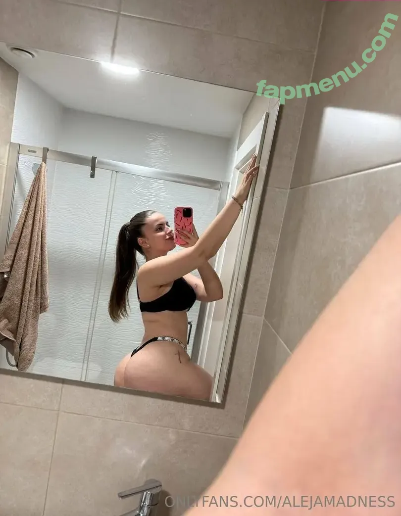 Alejamadness nude photo #0056 (alexandrakerz)