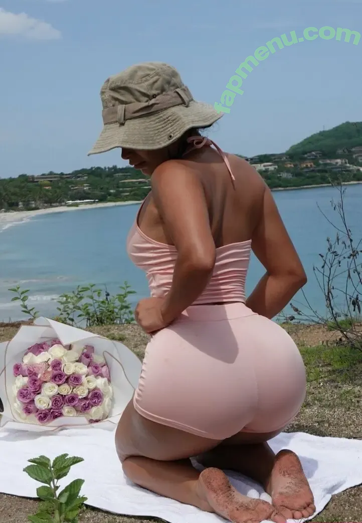 Alejandra Kandy nude photo #0014 (alejandra.kandy)