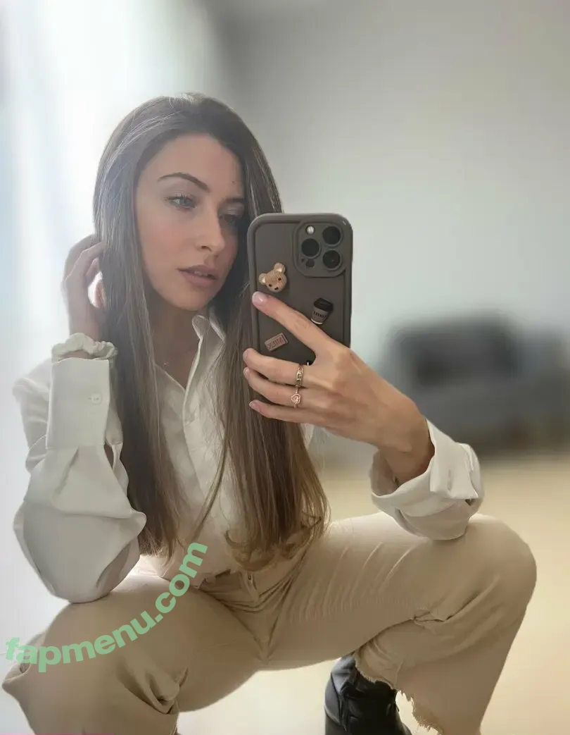 alejandra00 nude photo #0034 (alejamartinez00)