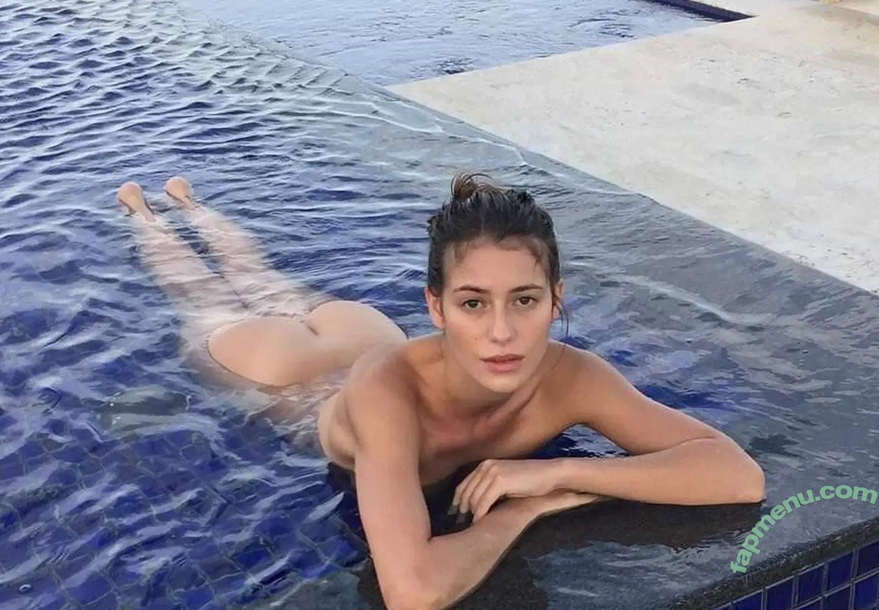 alejandraguilmant nude photo #0004 (alejandraguilmant)