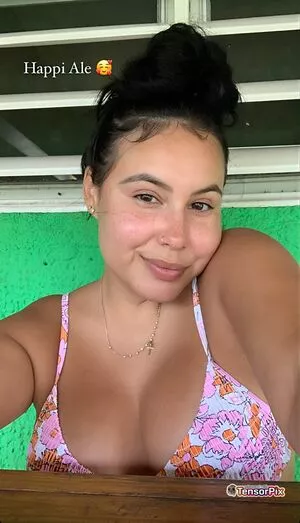 Alejandramariaxo / alejandramariaxo_ / malejandraq nude photo #0130