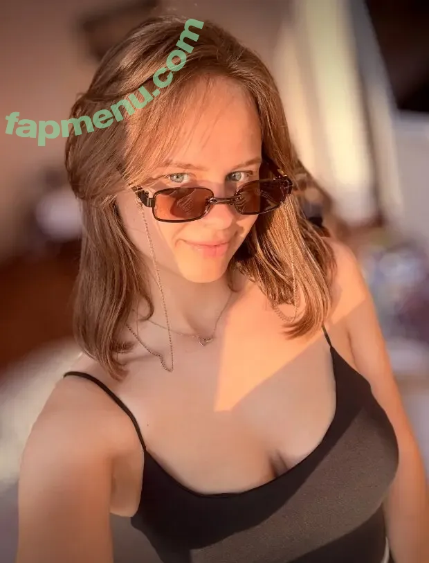 Aleksandra nude photo #0019 (AlexineSkiba / a_leksandraa / aleksafenix / aleksniks)