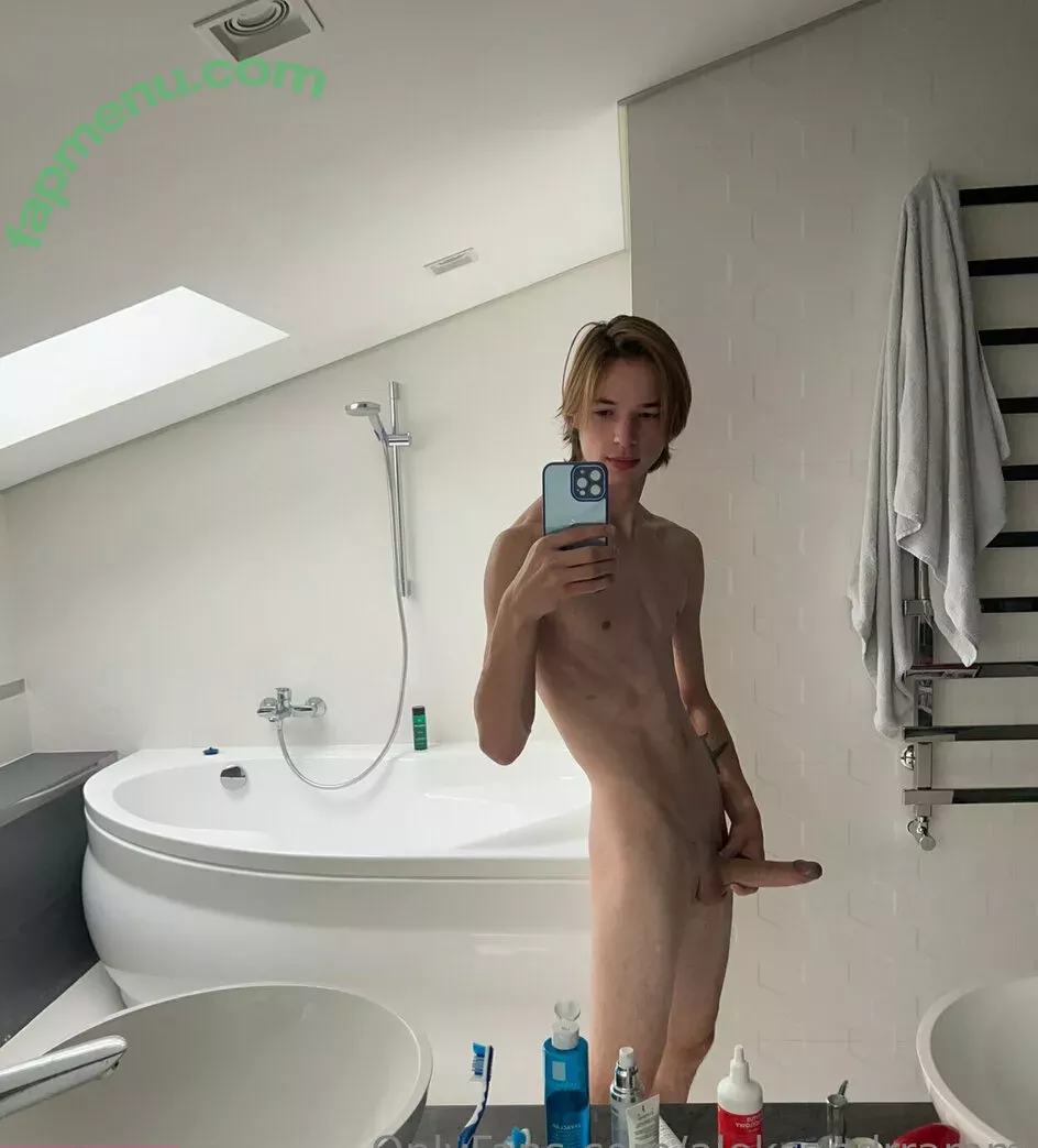 aleksandrramm nude photo #0098 (aleksander_ramm)