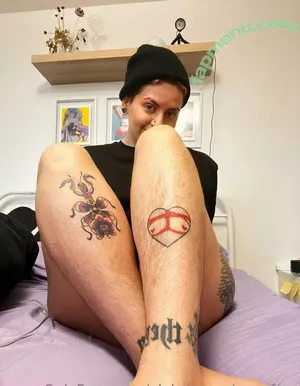  nude photo #0005