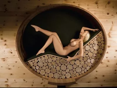 Alena Gerber / alenagerberofficial nude photo #0001