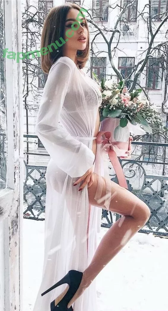 Alena Omovich nude photo #0243 (Alenaomovich / alena_omovych)