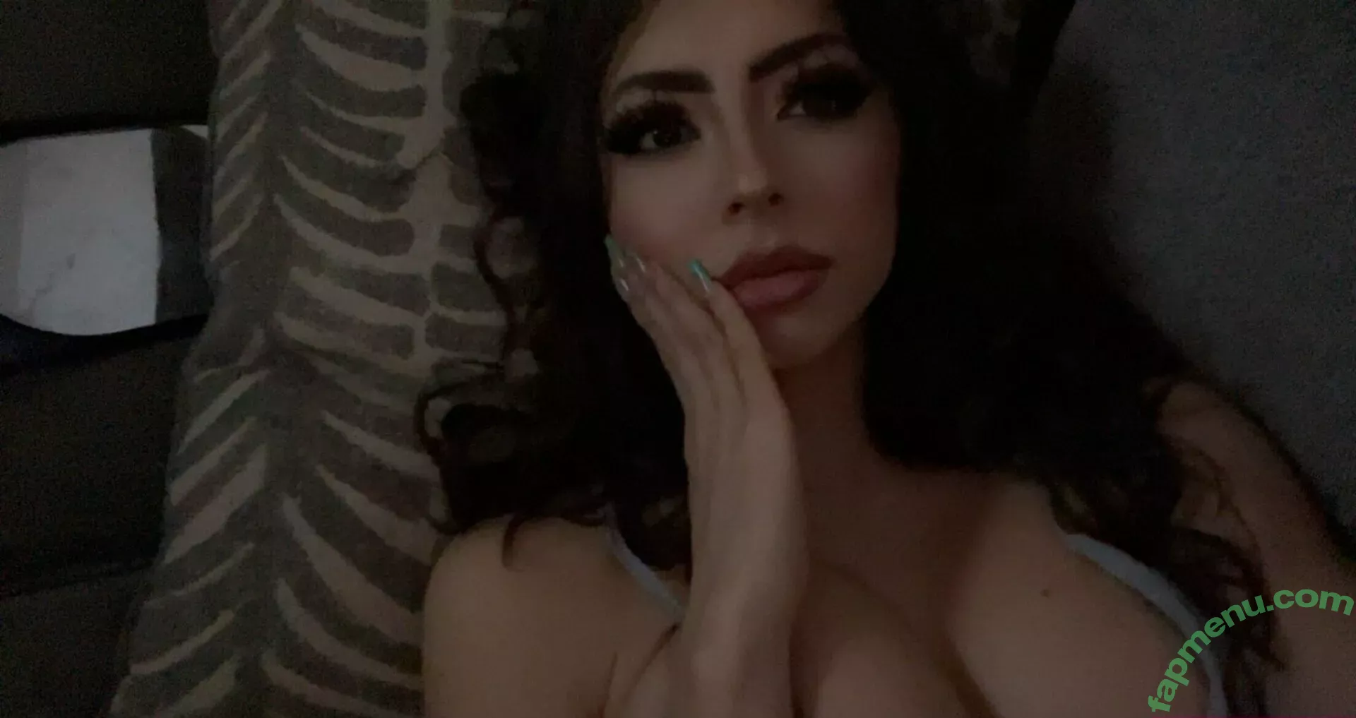 alenalovesxo nude photo #0212 (0xAlena / alenaaa_xoxo)