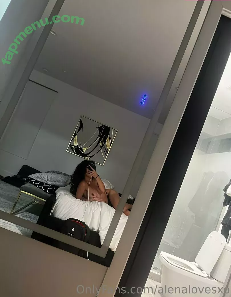 alenalovesxo nude photo #0219 (0xAlena / alenaaa_xoxo)