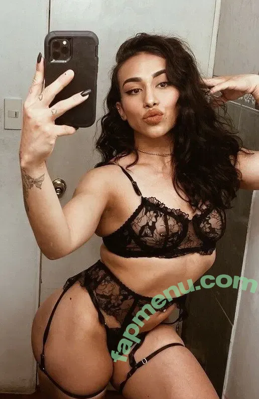 Alesanez nude photo #0011 (Alesanez)