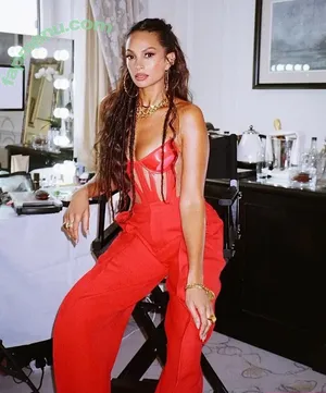Alesha Dixon / aleshaofficial nude photo #0123