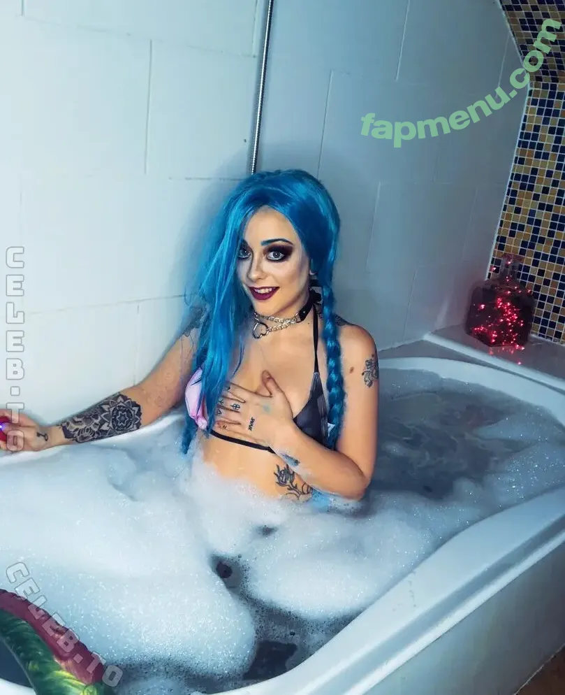 Alessa Savage nude photo #0071 (alessa_savage / alessasavage / social.fabrication)