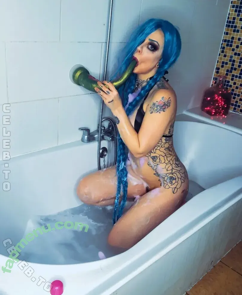 Alessa Savage nude photo #0077 (alessa_savage / alessasavage / social.fabrication)