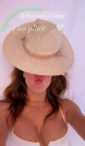 Alessandra Ambrosio / aleambrosio / alelovesanja / alessandraambrosio nude photo #3878