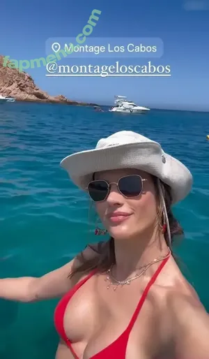 Alessandra Ambrosio / aleambrosio / alelovesanja / alessandraambrosio nude photo #3927