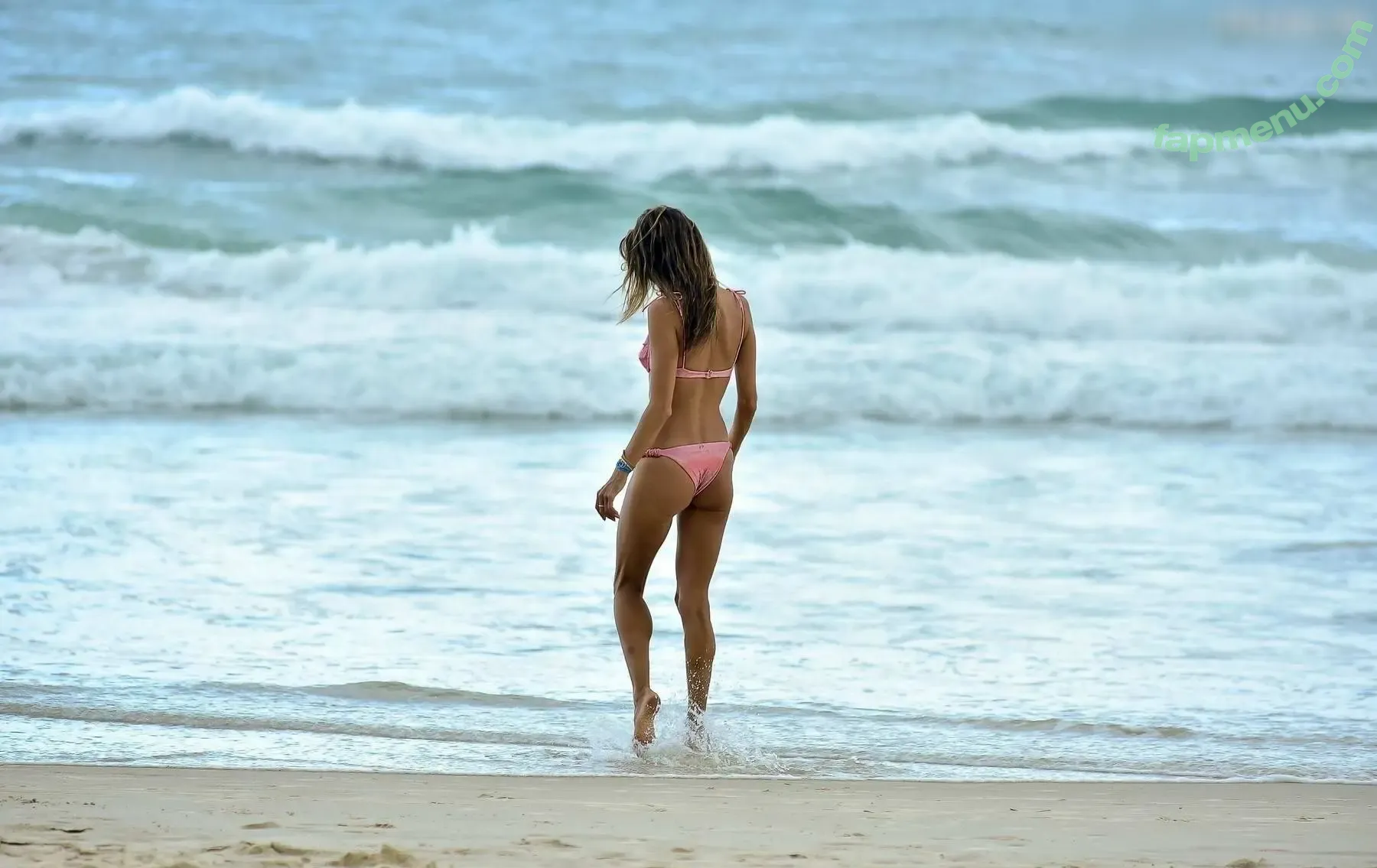 Alessandra Ambrosio nude photo #3539 (alelovesanja / alessandraambrosio)