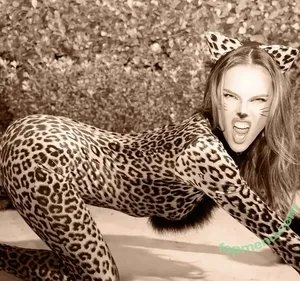 Alessandra Ambrosio / aleambrosio / alelovesanja / alessandraambrosio nude photo #4201