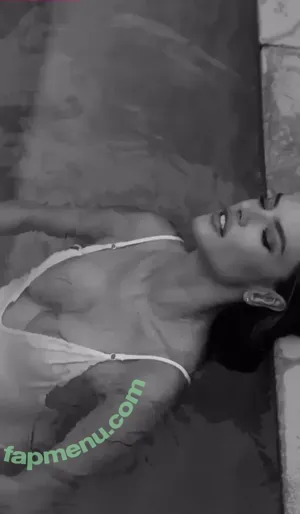 Alessandra Ambrosio / aleambrosio / alelovesanja / alessandraambrosio nude photo #4253