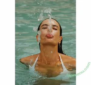 Alessandra Ambrosio / aleambrosio / alelovesanja / alessandraambrosio nude photo #4290