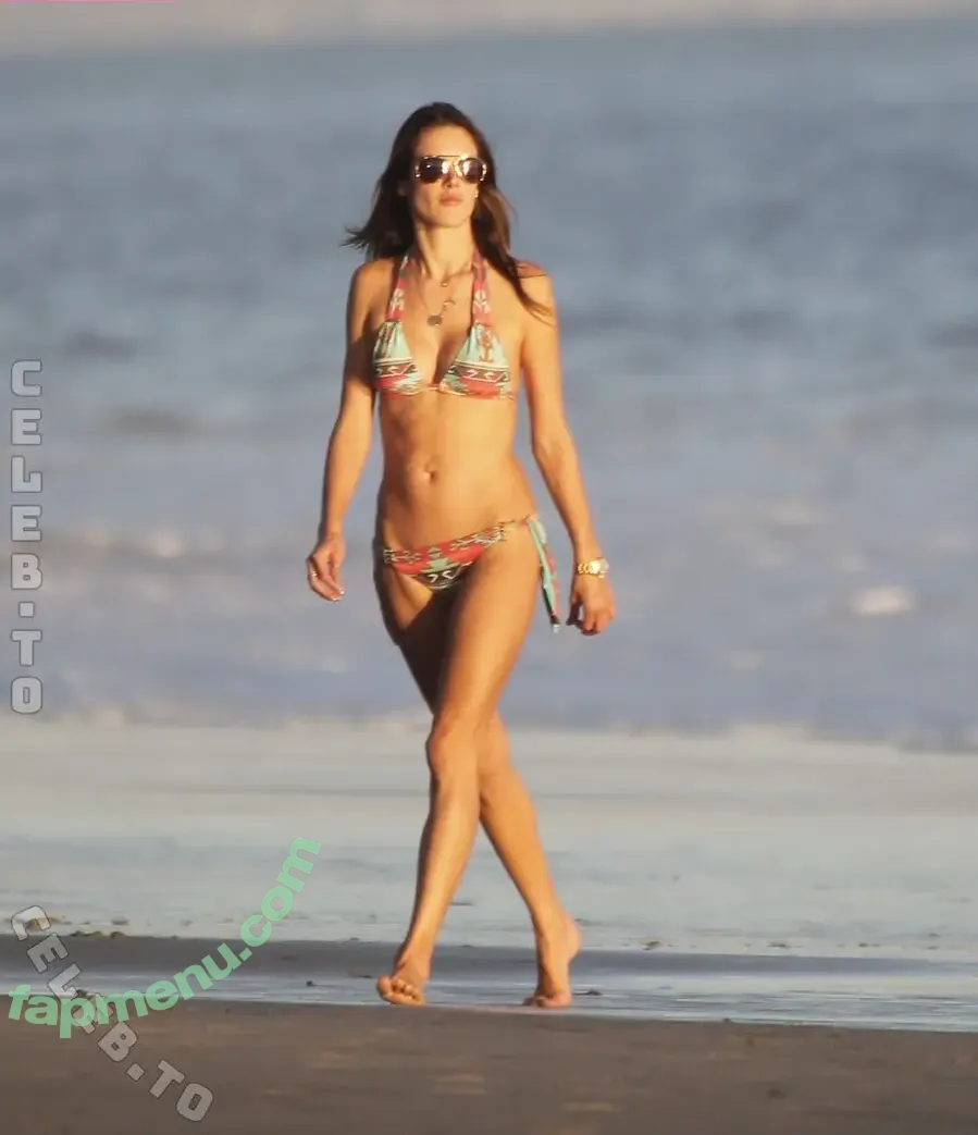 Alessandra Ambrosio nude photo #4389 (Alessandra / aleambrosio / alelovesanja / alessandraambrosio)