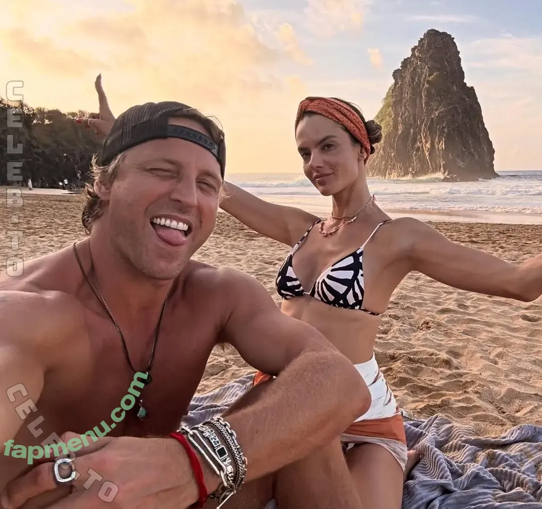 Alessandra Ambrosio nude photo #4440 (Alessandra / aleambrosio / alelovesanja / alessandraambrosio)